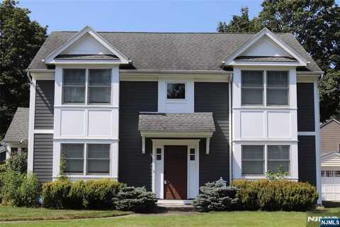 117 Linden Street, Wyckoff, NJ 07481