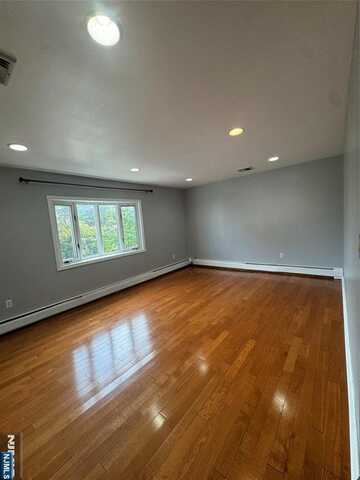 376 Greenmount Avenue, Cliffside Park, NJ 07010