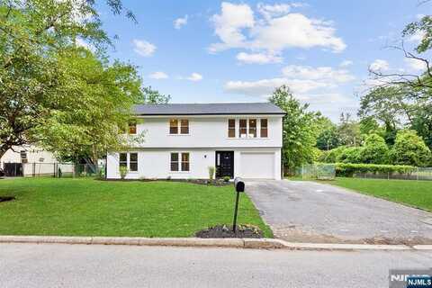 151 Pine Avenue, New Milford, NJ 07646