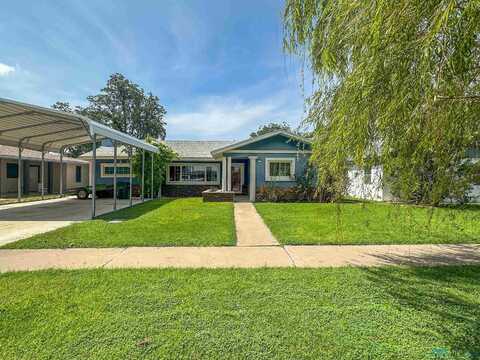 1106 Ortega Street, Carlsbad, NM 88220