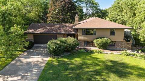 6514 SE 6th Avenue, Pleasant Hill, IA 50327