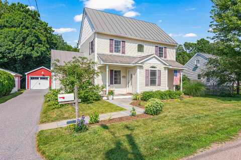 14 Arlington Street, Essex Junction, VT 05452