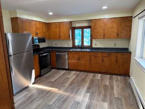 19 Central Square, Troy, NH 03465
