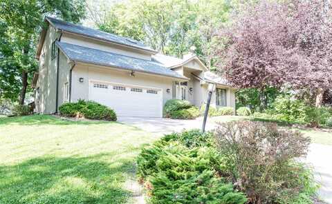 7361 Hyperion Pointe Drive, Johnston, IA 50131
