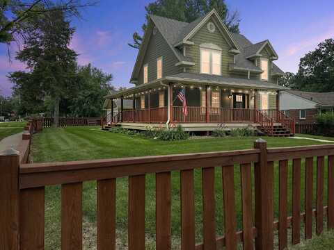 1218 Prairie Street, Adel, IA 50003