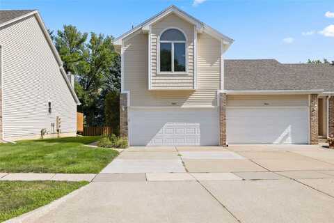 1067 Bradford Place, West Des Moines, IA 50266