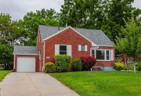 1050 57th Street, Des Moines, IA 50311