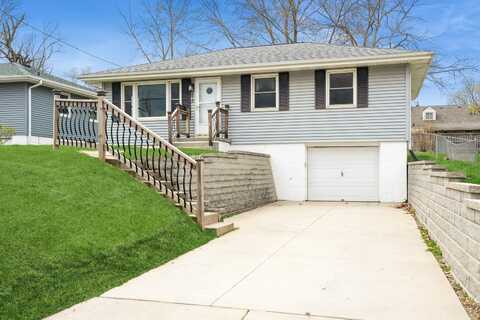 3818 66th Street, Urbandale, IA 50322