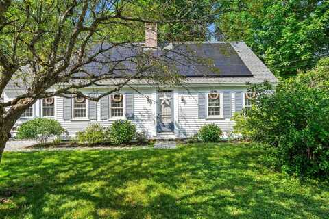 6 The Oaks, Henniker, NH 03242