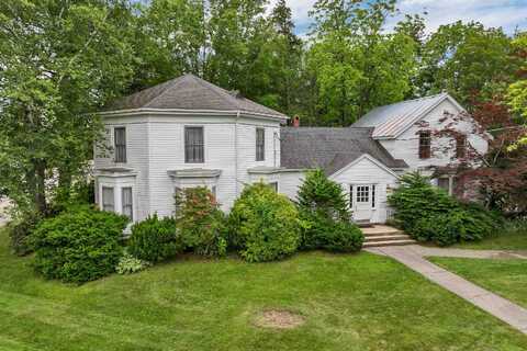 217 South Main Street, Wolfeboro, NH 03894