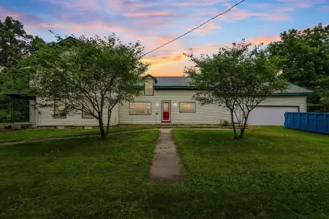 112 Cass, Volga, IA 52077