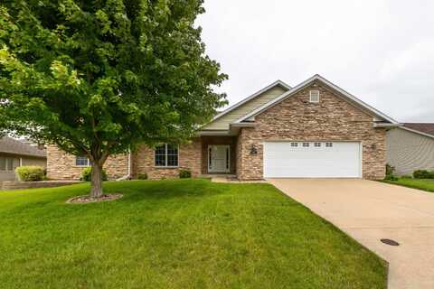 3302 Brook Hollow, Asbury, IA 52002