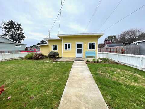 134 Grand, Crescent City, CA 95531