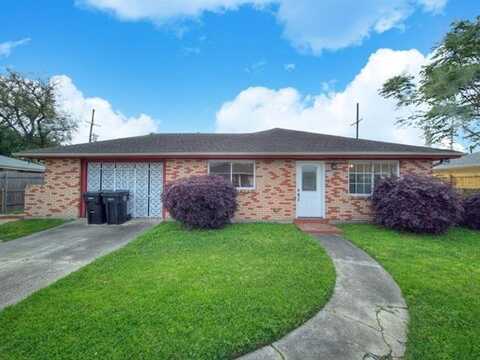 2121 BRIGADE Drive, Chalmette, LA 70043