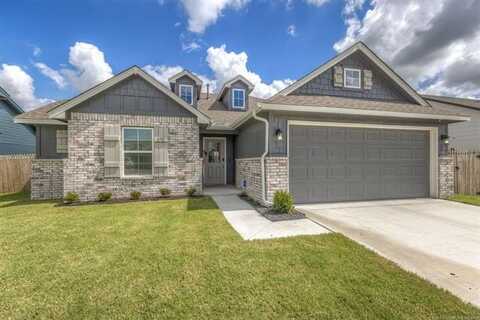 1711 E 138th Street S, Glenpool, OK 74033