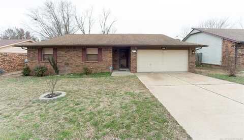 680 E 133rd Place, Glenpool, OK 74033