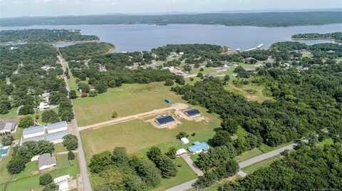 1 Reagan Drive, Eufaula, OK 74432