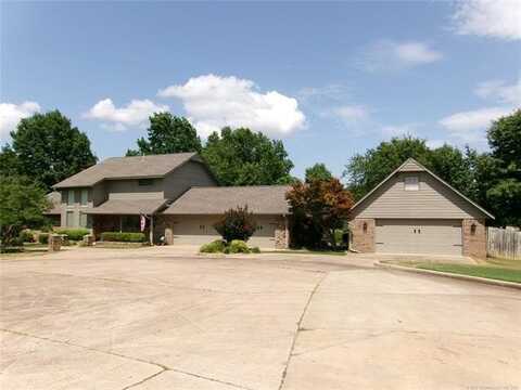 614 Hilltop Lane, Muskogee, OK 74403