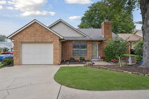 2705 S Oak Place, Broken Arrow, OK 74012