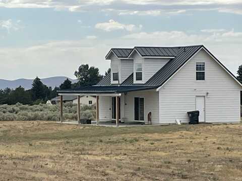 899 Eastlake Drive, Spring Creek, NV 89815