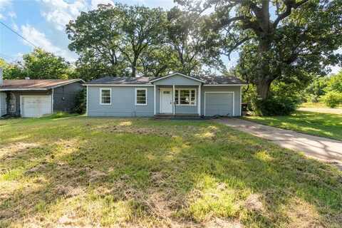320 16th Street SW, Paris, TX 75460