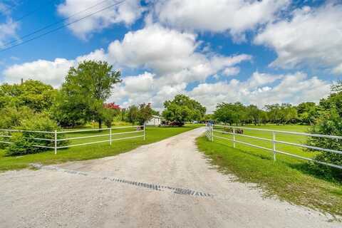 5028 Wagon Wheel Road, Joshua, TX 76058