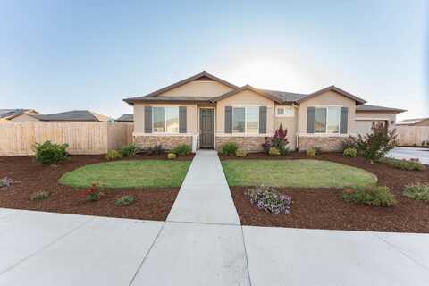 3125 Seymour Street, Tulare, CA 93274