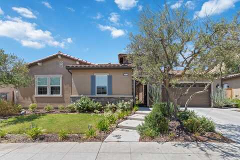 911 Highland Road, Madera, CA 93636