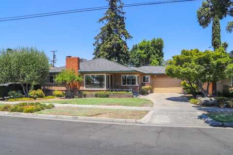 2811 Shields Avenue E, Fresno, CA 93726
