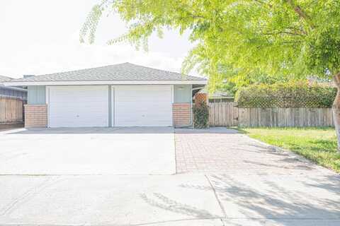 2720 Sunnyside, Clovis, CA 93611