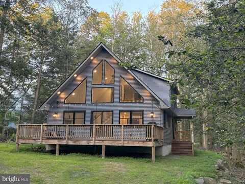 1006 REDLAWN LANE, LAKE ARIEL, PA 18436