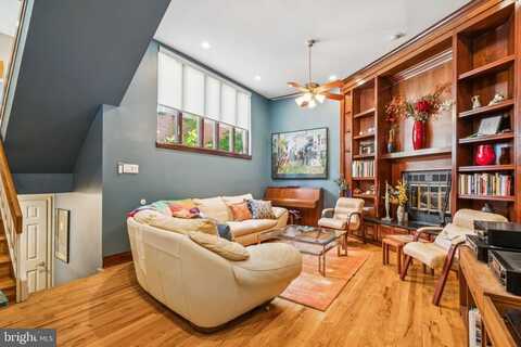 751 S 3RD STREET, PHILADELPHIA, PA 19147