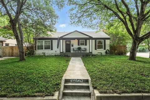 2749 Ryan Place Drive, Fort Worth, TX 76110
