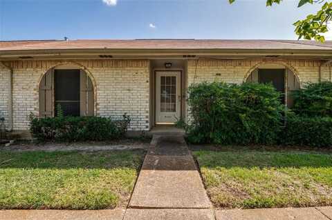 3 W Mountain Creek Drive, Grand Prairie, TX 75052