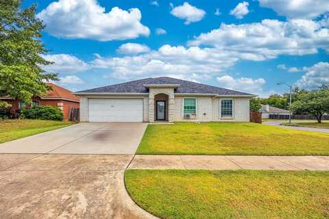 500 Dustin Street, Saginaw, TX 76179