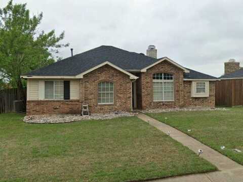 933 Eagle Drive, DeSoto, TX 75115