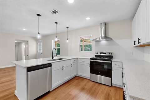 5637 Bonnie Drive, Watauga, TX 76148