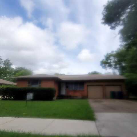 206 Monticello Drive, Waxahachie, TX 75165