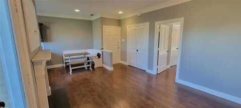 7126 Holly Hill Drive, Dallas, TX 75231