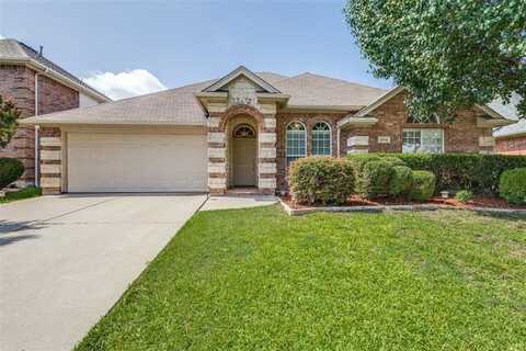 2716 White Rock Drive, Fort Worth, TX 76131