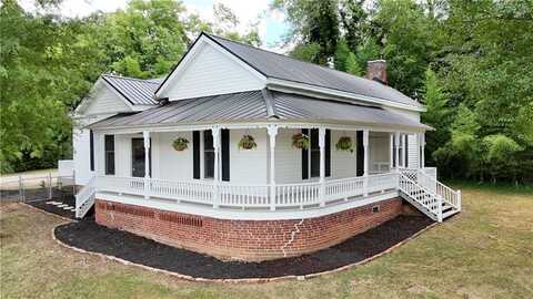 104 Cherry Street, Adairsville, GA 30103