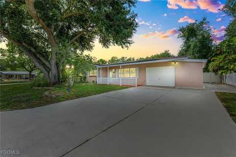 4634 Siesta Circle, Fort Myers, FL 33901