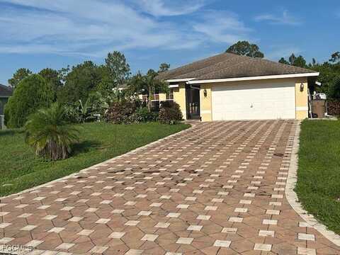 1407 Poinsettia Avenue, Lehigh Acres, FL 33972