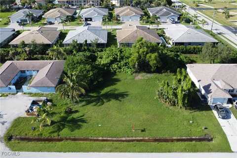13410 Pine Needle Lane, Fort Myers, FL 33908