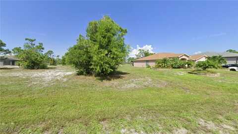 4744 NW 40th Avenue, Cape Coral, FL 33993