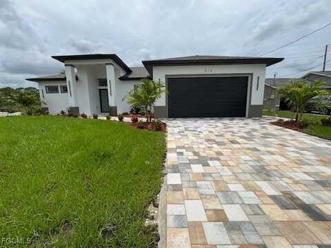 814 Floyd Avenue S, Lehigh Acres, FL 33976
