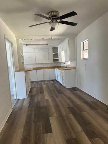 3614 Eisenhower Dr, Odessa, TX 79762