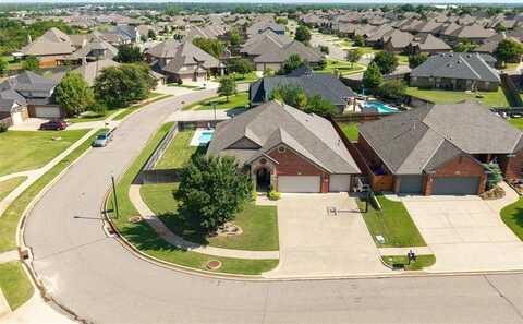 415 Lake Grove Court, Norman, OK 73069