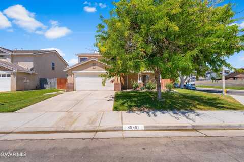 45451 Fairbanks Avenue, Lancaster, CA 93534