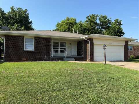 430 W Ercoupe Drive, Midwest City, OK 73110
